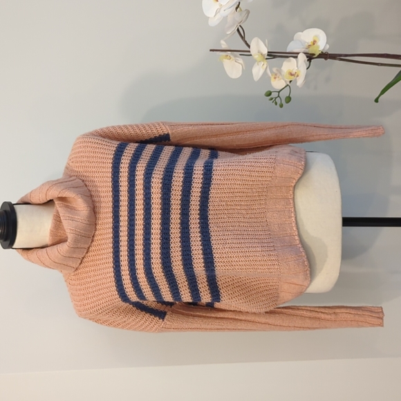 EUC SO Stripped Turtleneck - Size M - Picture 1 of 10